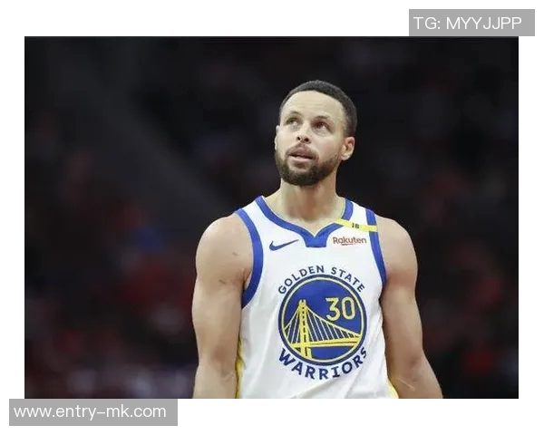 韦德谈库里与UA分手背后的球鞋行业困境与销量挑战 韦德谈库里与UA分手背后的球鞋行业困境与销量挑战